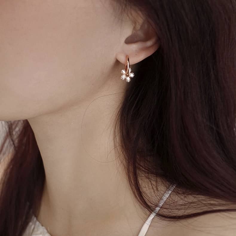 Bubble flower hoop earrings