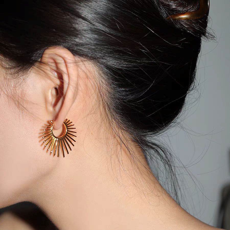 Sun Spike Hoop