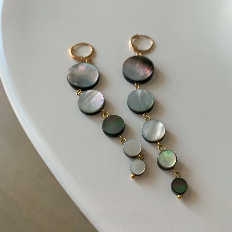Black lip shell Loog Dangle Drop Earrings