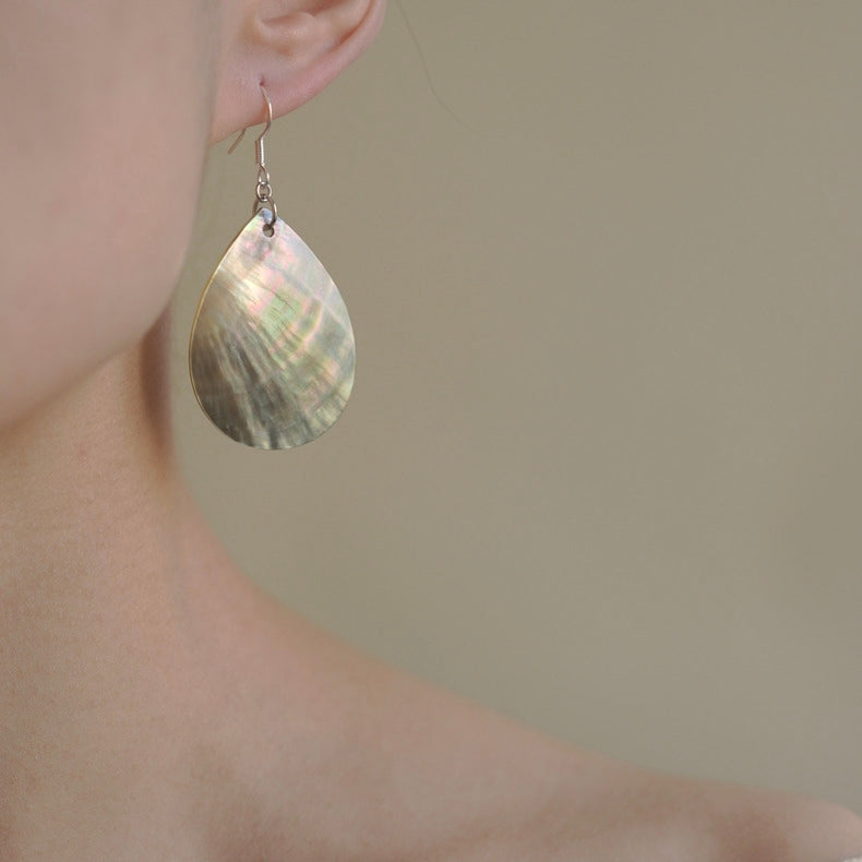 Black lip shell Drop Earrings