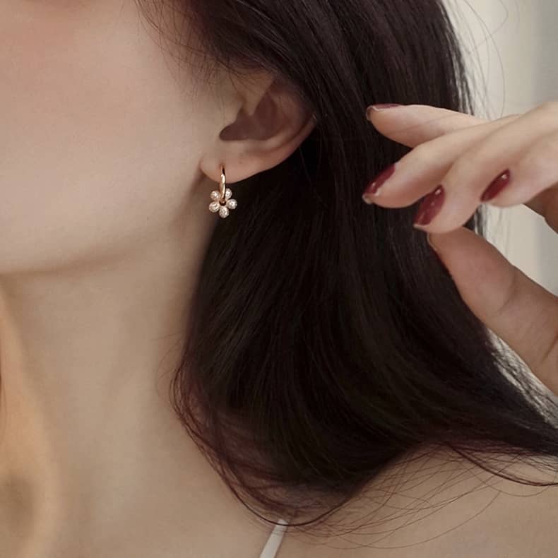 Bubble flower hoop earrings