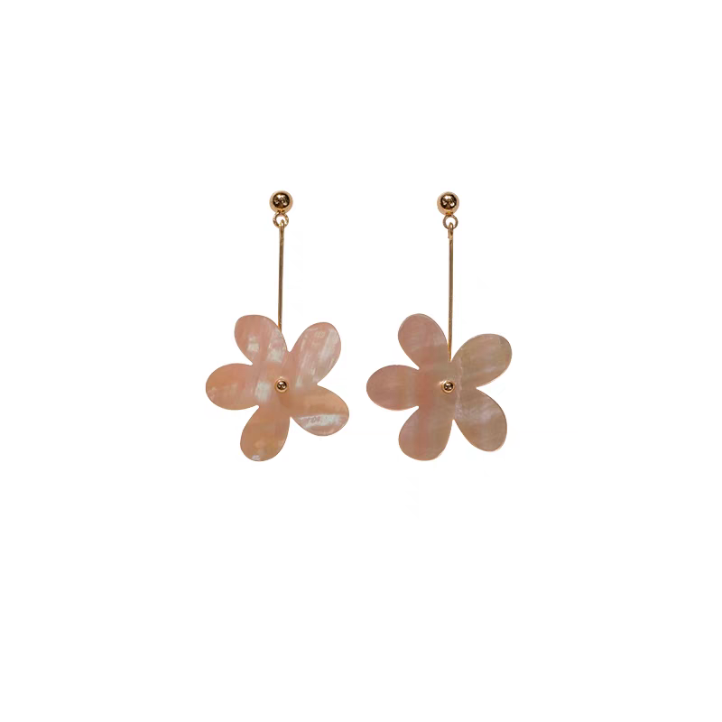 Pearl Flower Earrings | Spring inspiration