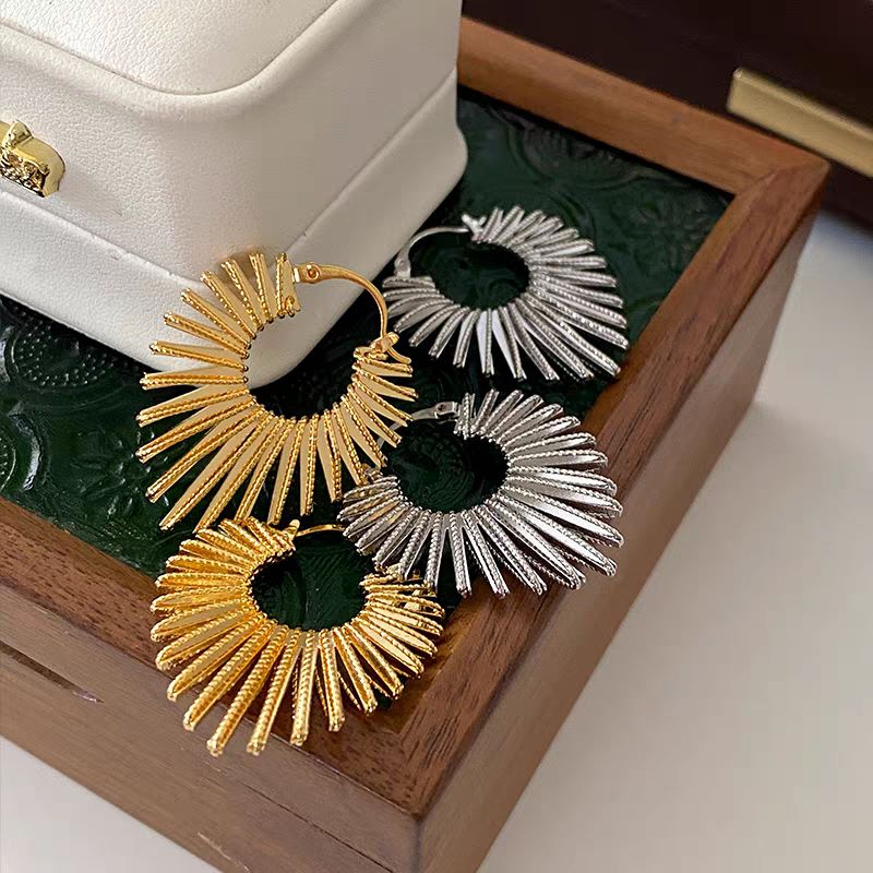 Sun Spike Hoop