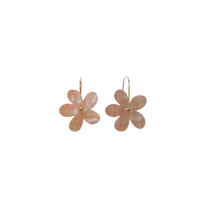 Pearl Flower Earrings | Spring inspiration